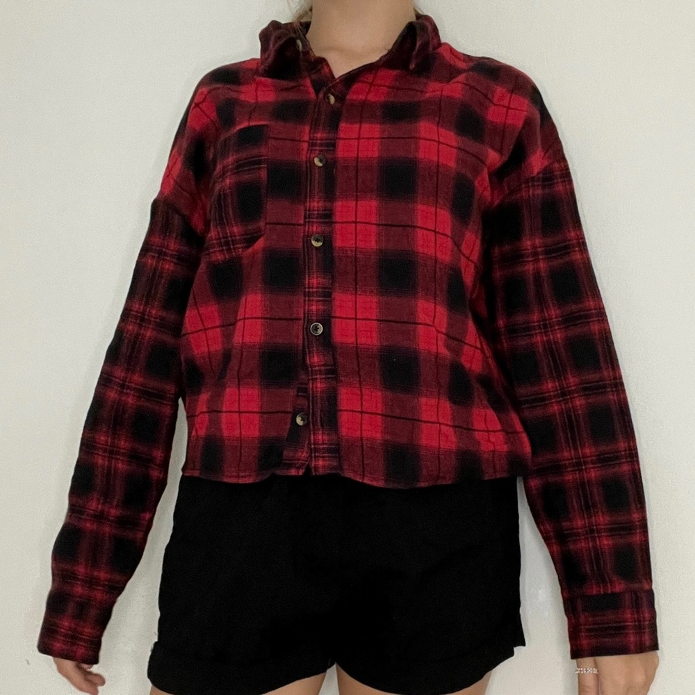 plaid red shirt size S